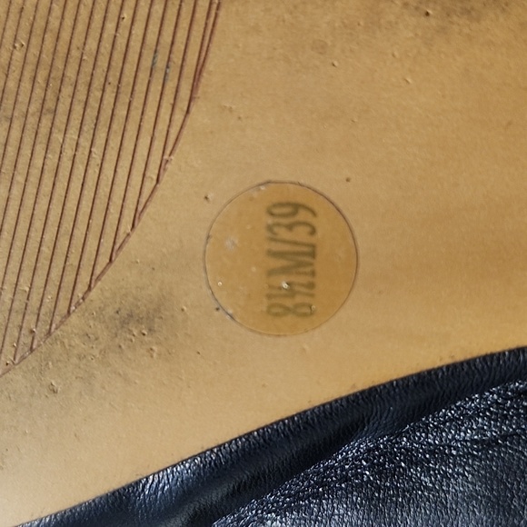 Vince Camuto Slingback Flats - Picture 14 of 16